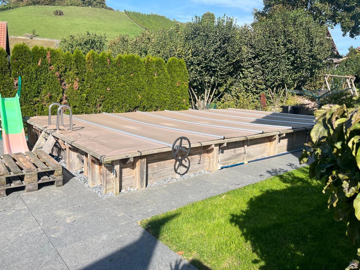 Schoene Doppelzimmer In Mandach Boettstein Exterior photo